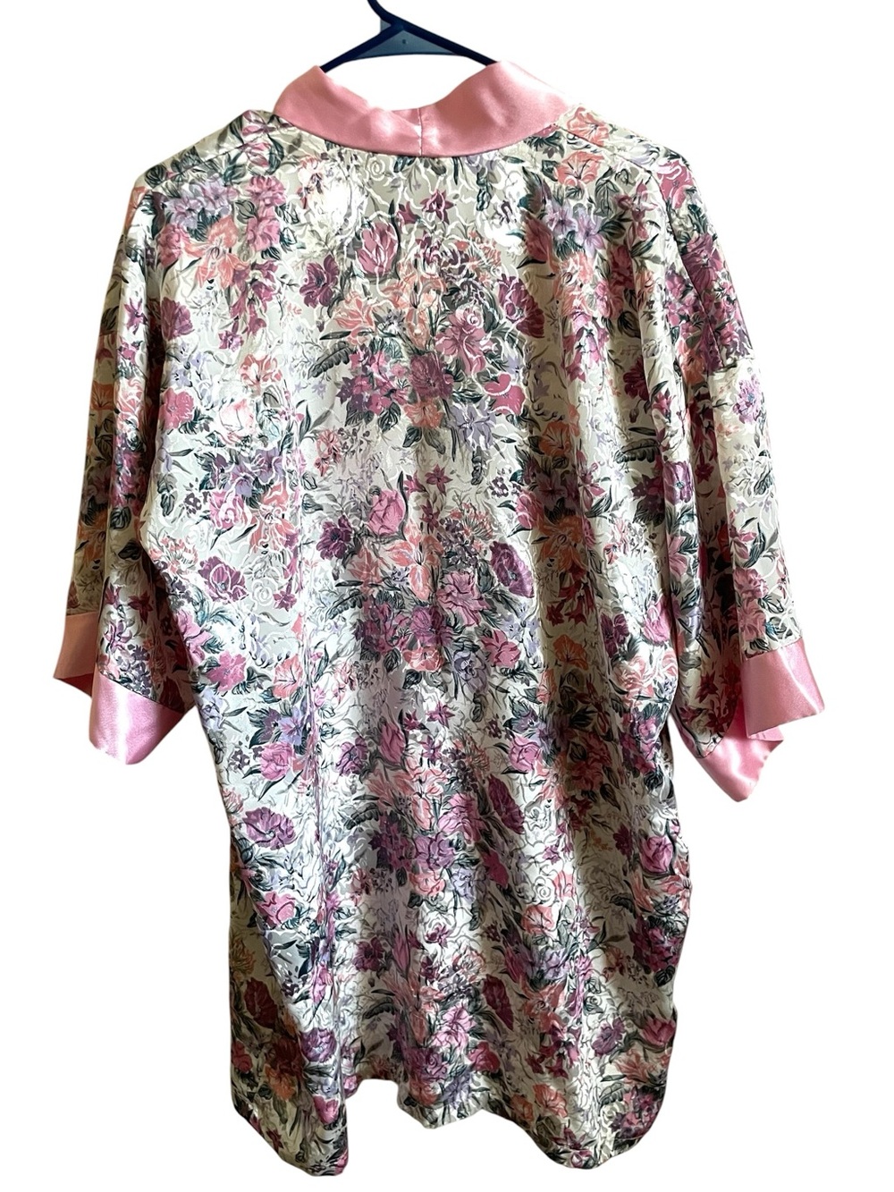 Vintage 90s L.A. Intimates Floral Satin Kimono Robe with Pink Trim - Picture 2 of 13